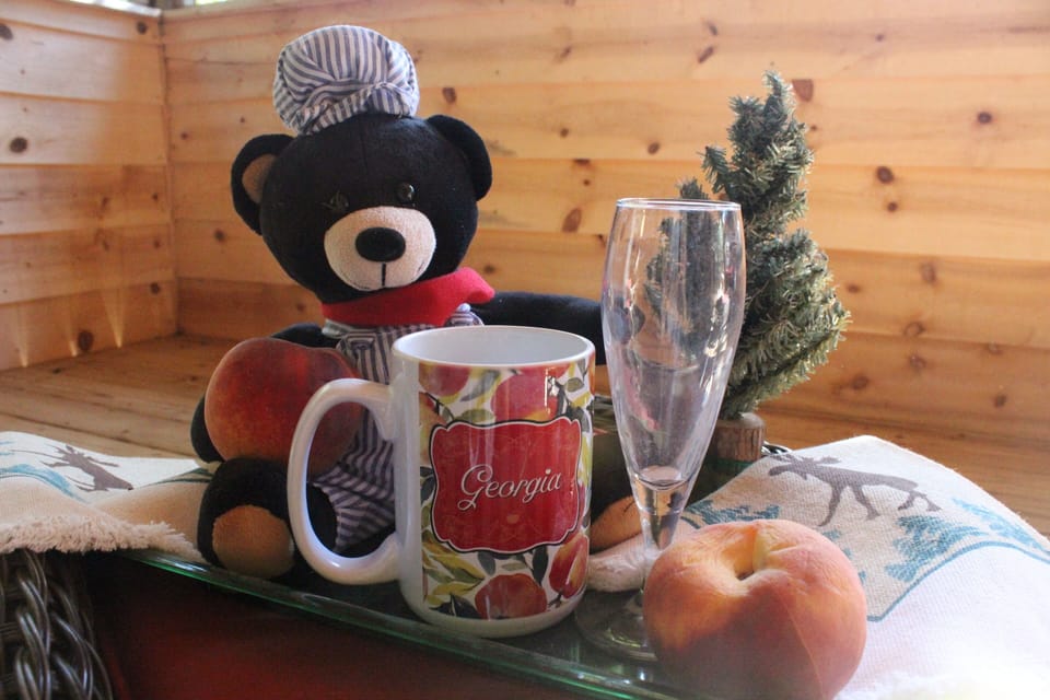 Enjoy coffee and mimosa on the screened in porch off master 