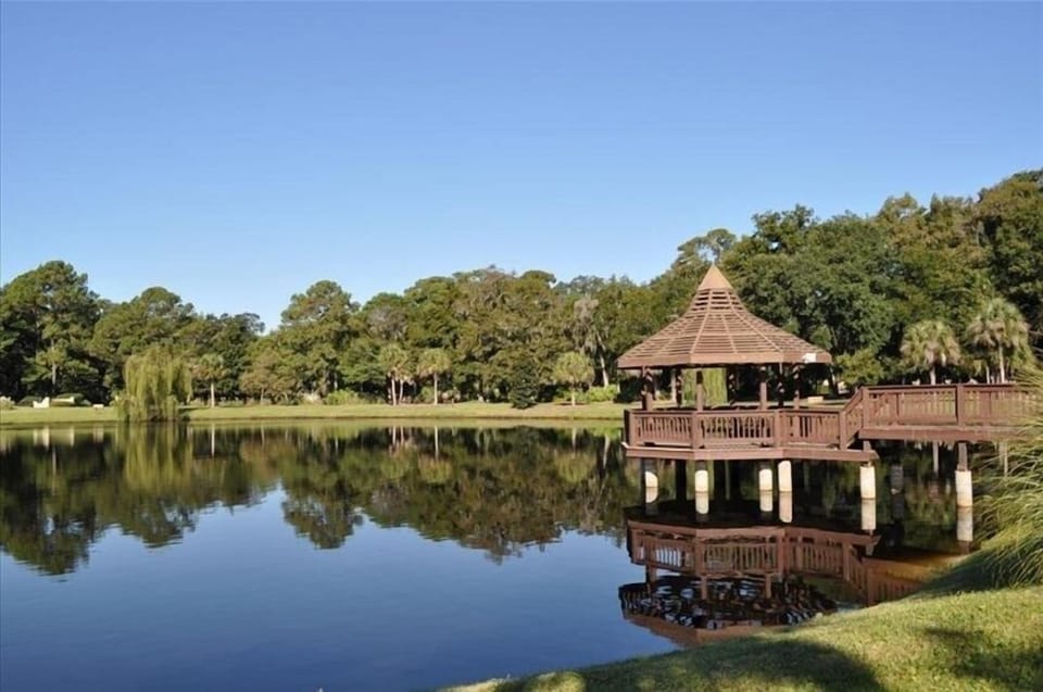 Evian Lake and gazebo to view nature in its natural form