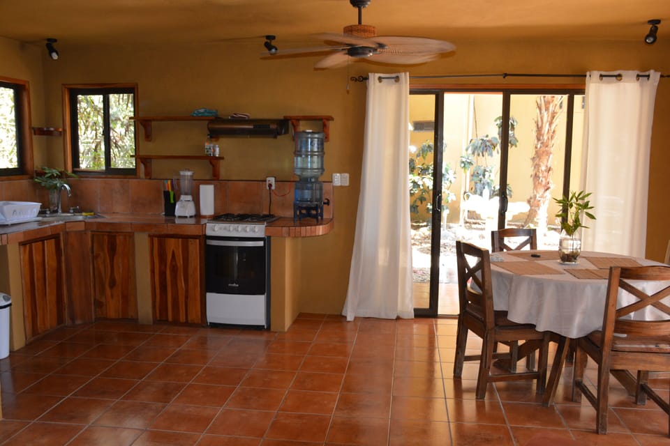 Kitchen and Dining area - Villa Cocobolo