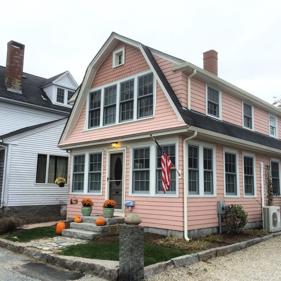 Our Cottage in the New England Autumn. 