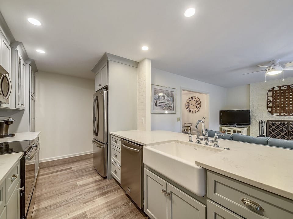 Beautifully Updated Kitchen at 11 Wildwood