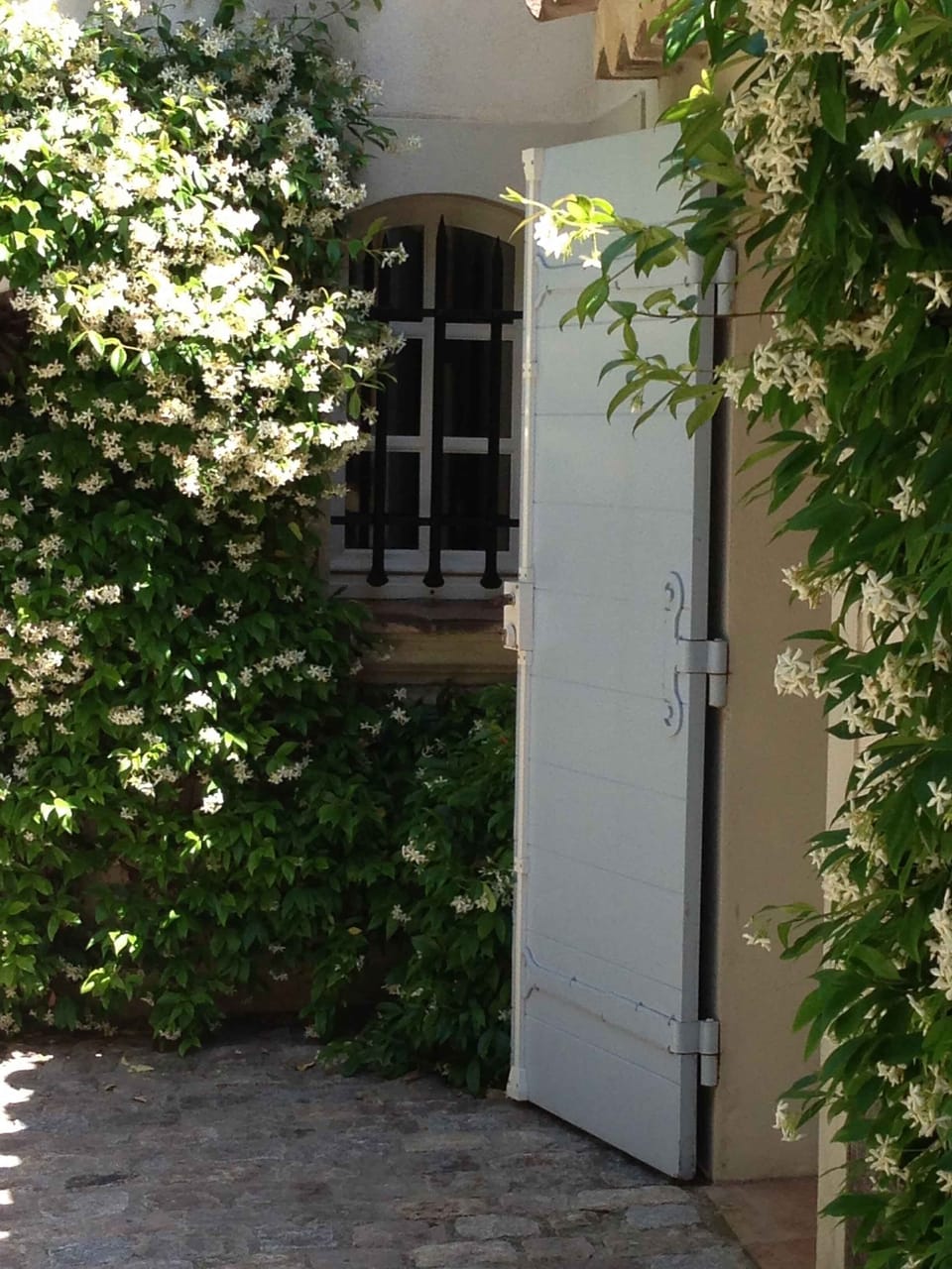 Maison Principal Front Door