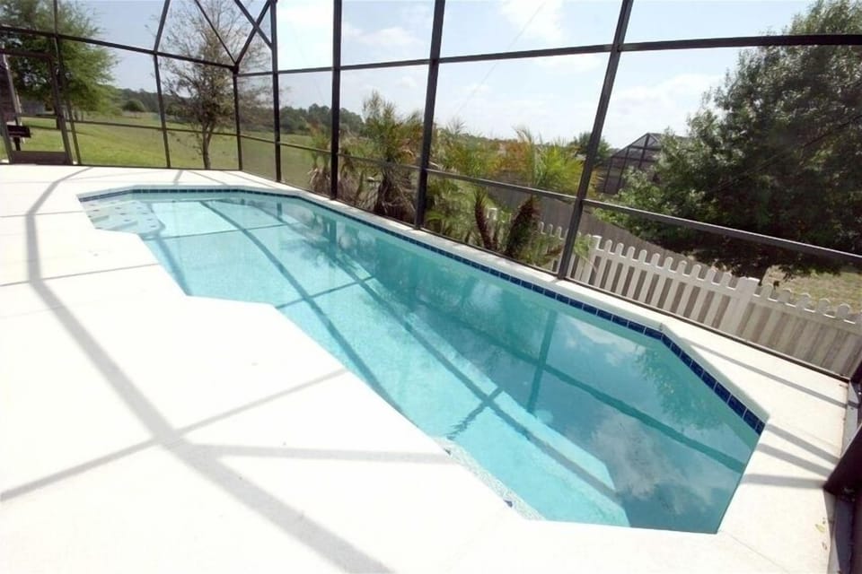 South Facing Pool overlooking park