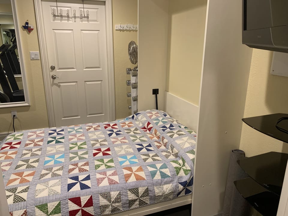 Bedroom #5 
Murphy Bed Double
Two Twins