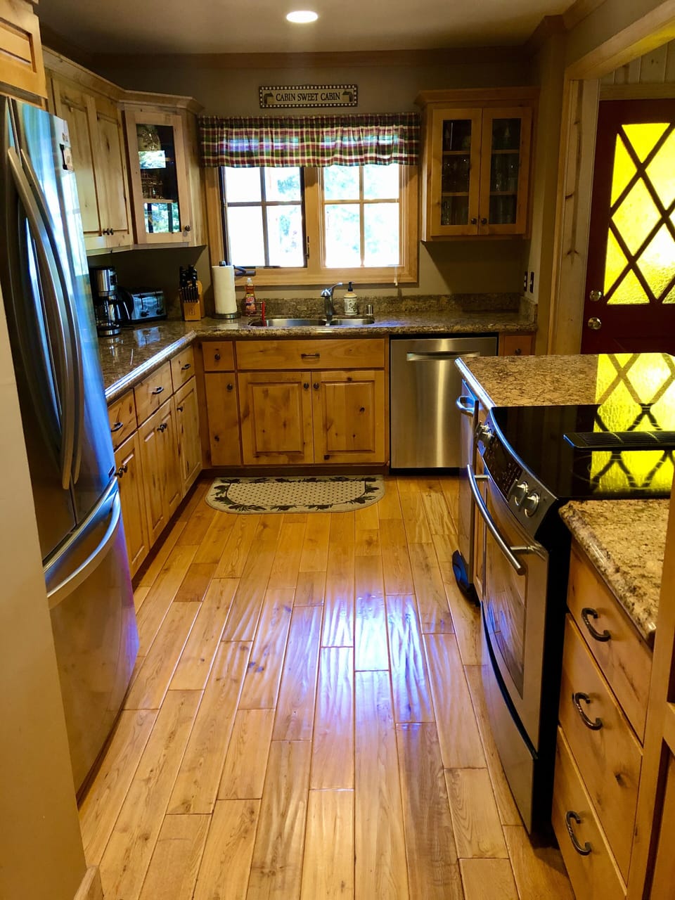 The Kitchen
Well stocked with everything you will need. 