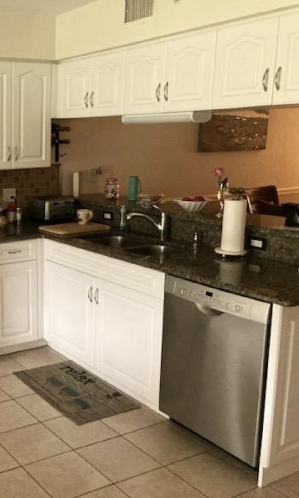 Kitchen - Dishwasher