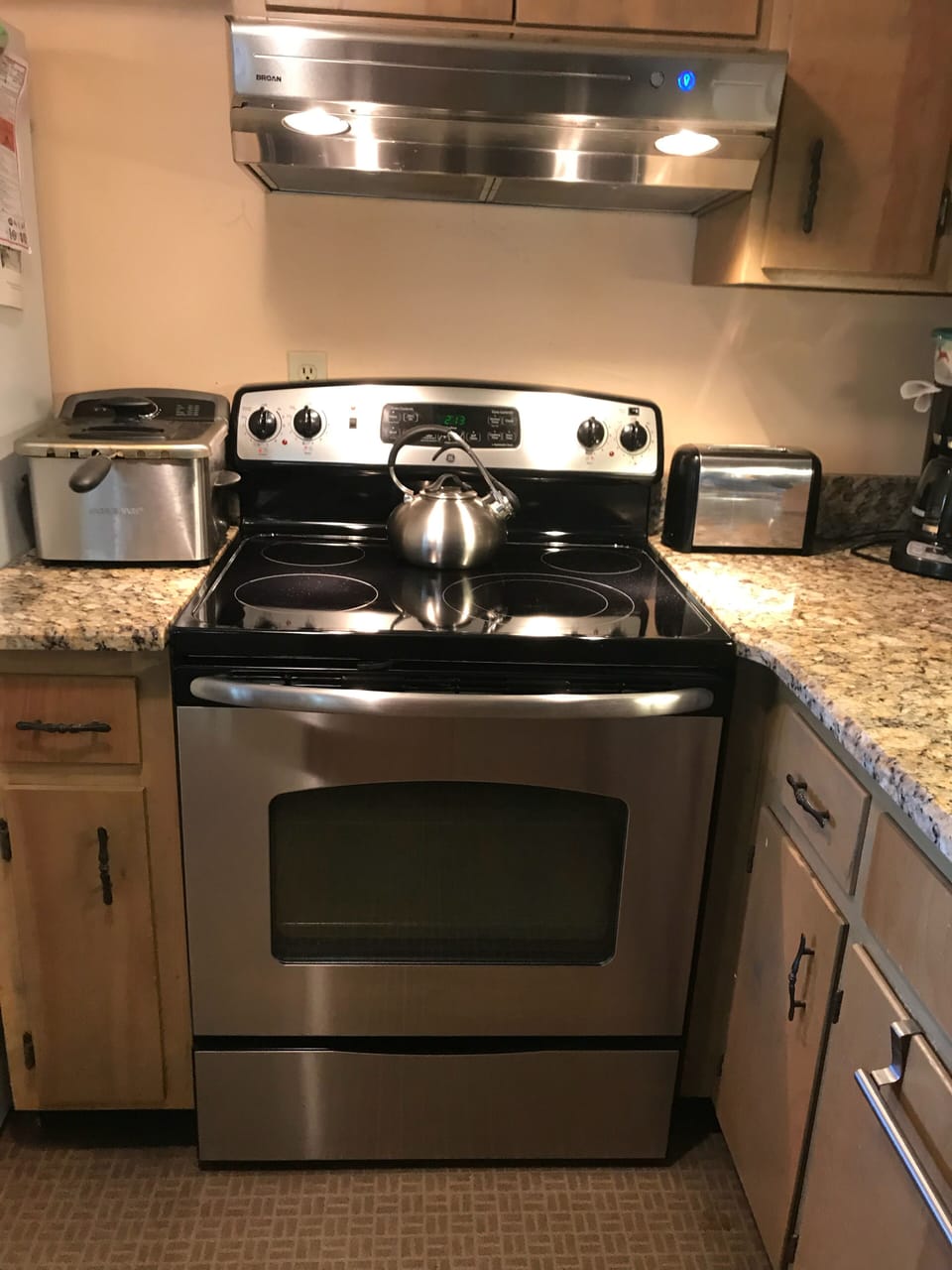 Great up dated smooth top stove