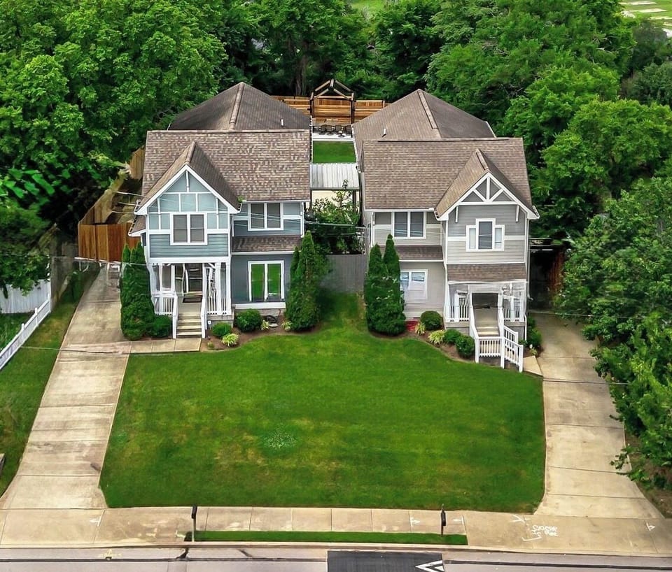 Private Complex with Wrap Around Driveway w/ auto exit sensors and event pergola w/ seating for 24. 10 Min from Downtown (1)