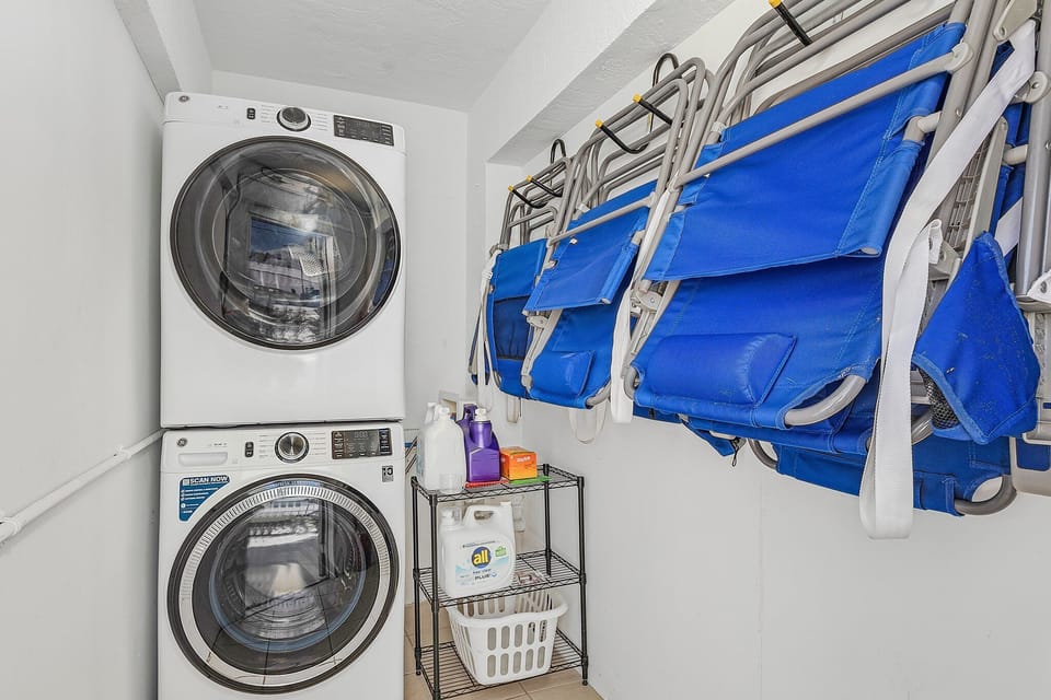 Laundry available for our guests. Beach chairs, umbella and a cooler provided.