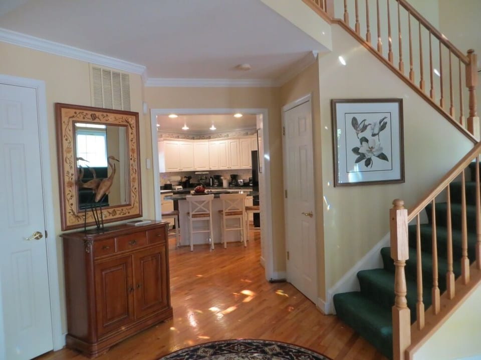 Entry with view of kitchen.