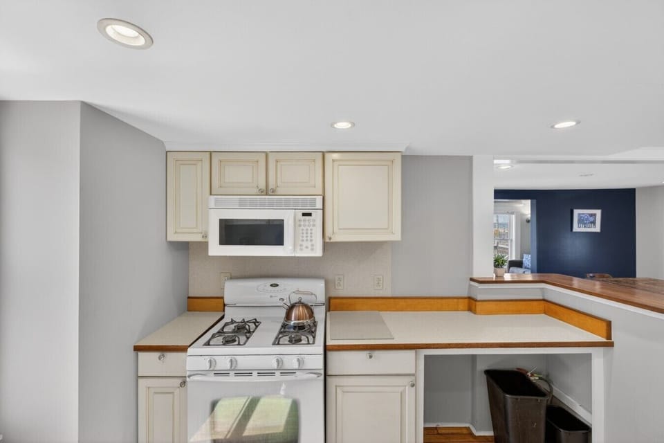 Kitchen Range