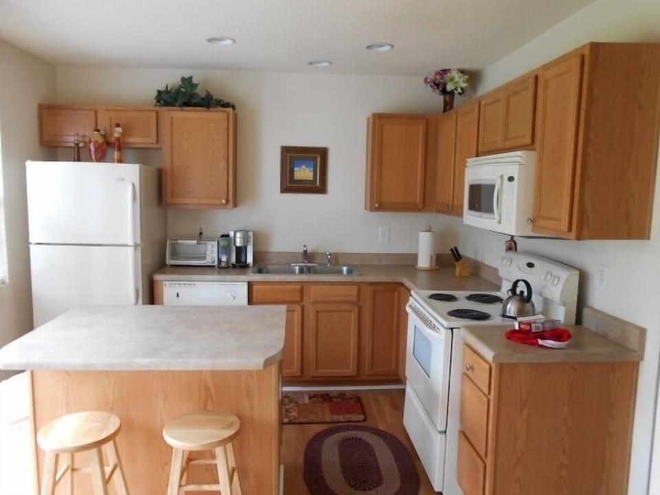 Kitchen, Unit 1