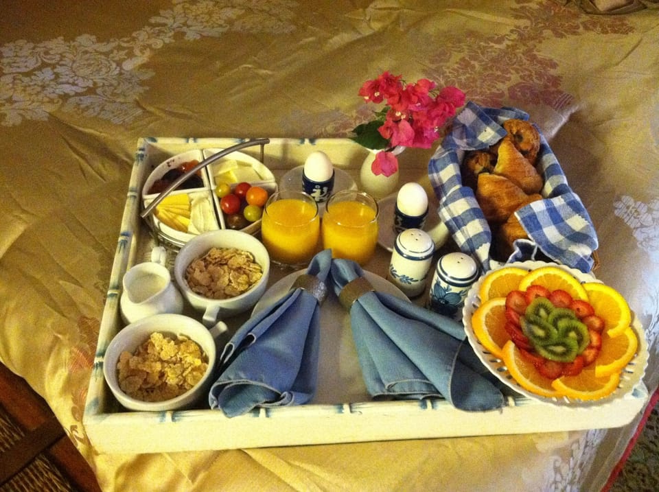 Breakfast meal