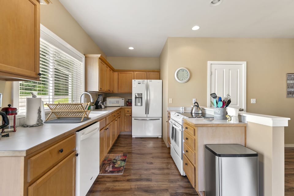 Kitchen is fully stocked (inc. seasonings).  We are your home away from home!