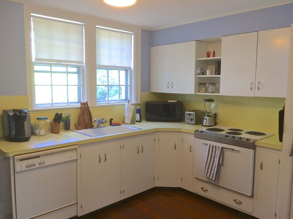Our Basic Kitchen includes: Dishwasher, Fridge. Microwave, Electric Stove...