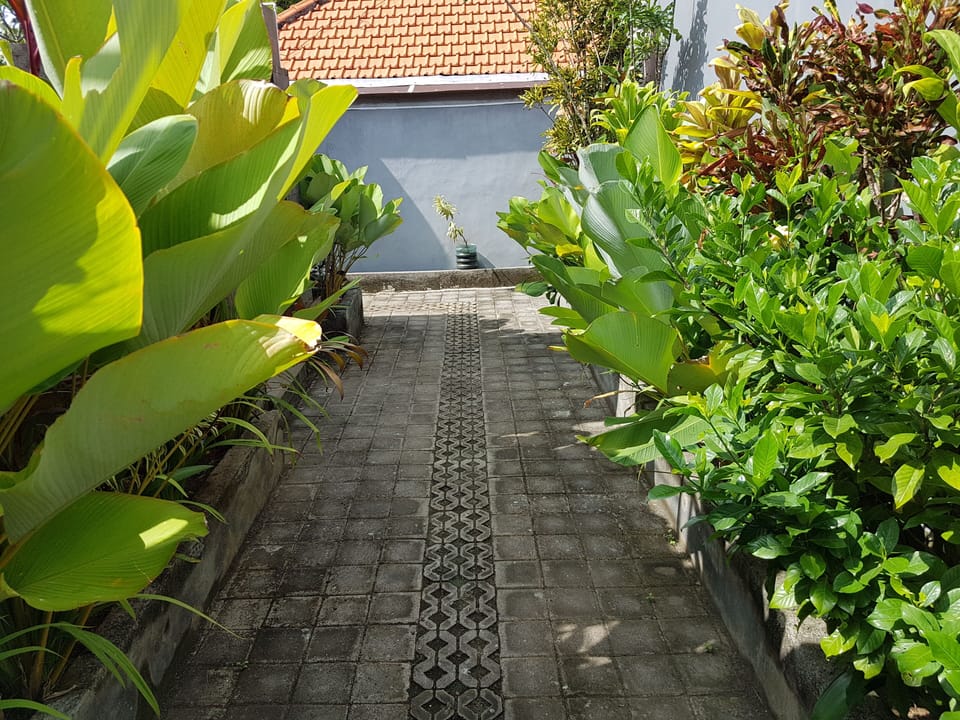 Homestay Near Pandawa Beach Family Room