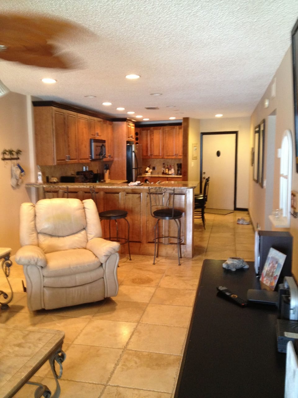 Spacious Living Room & Kitchen