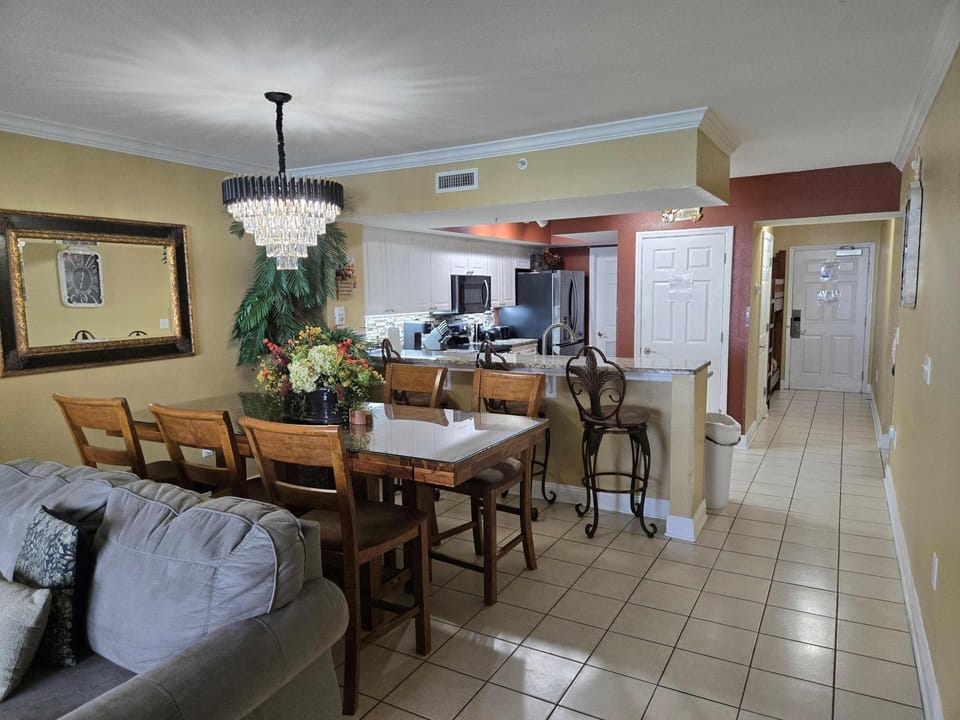 DINNING ROOM/ KITCHEN