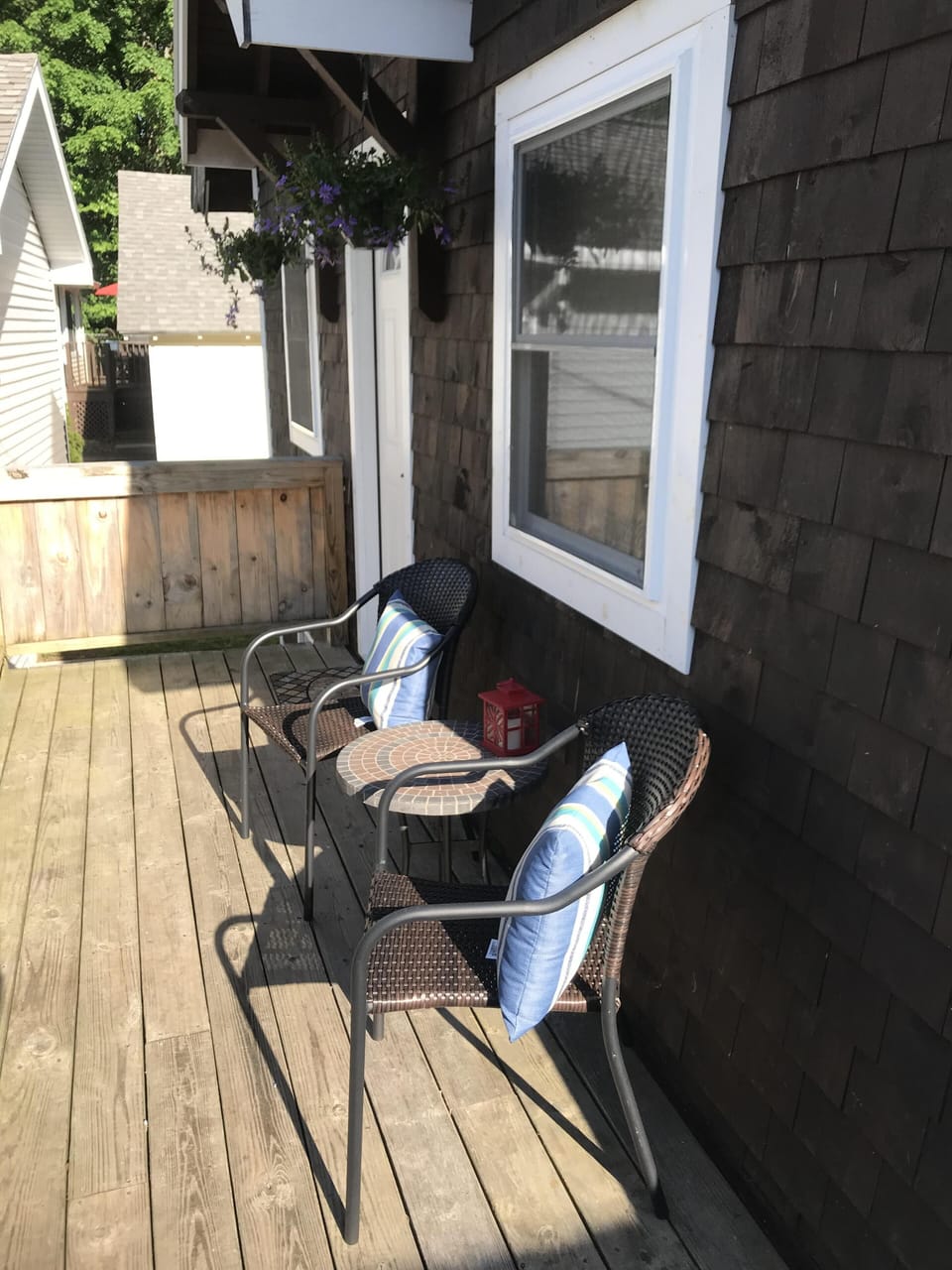 Front deck