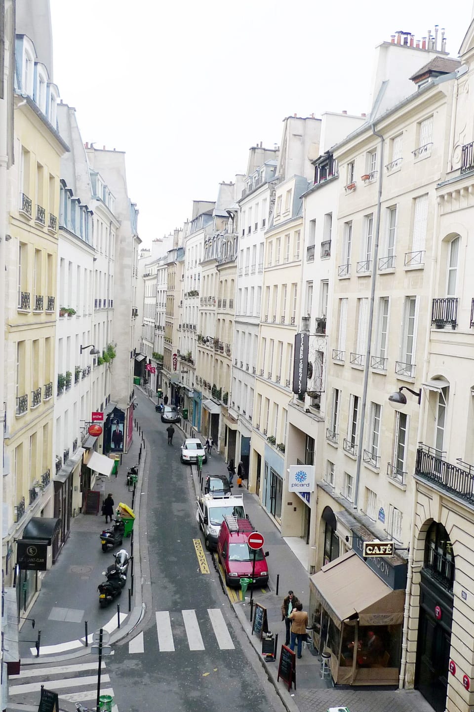 Saint Germain - A nearby street