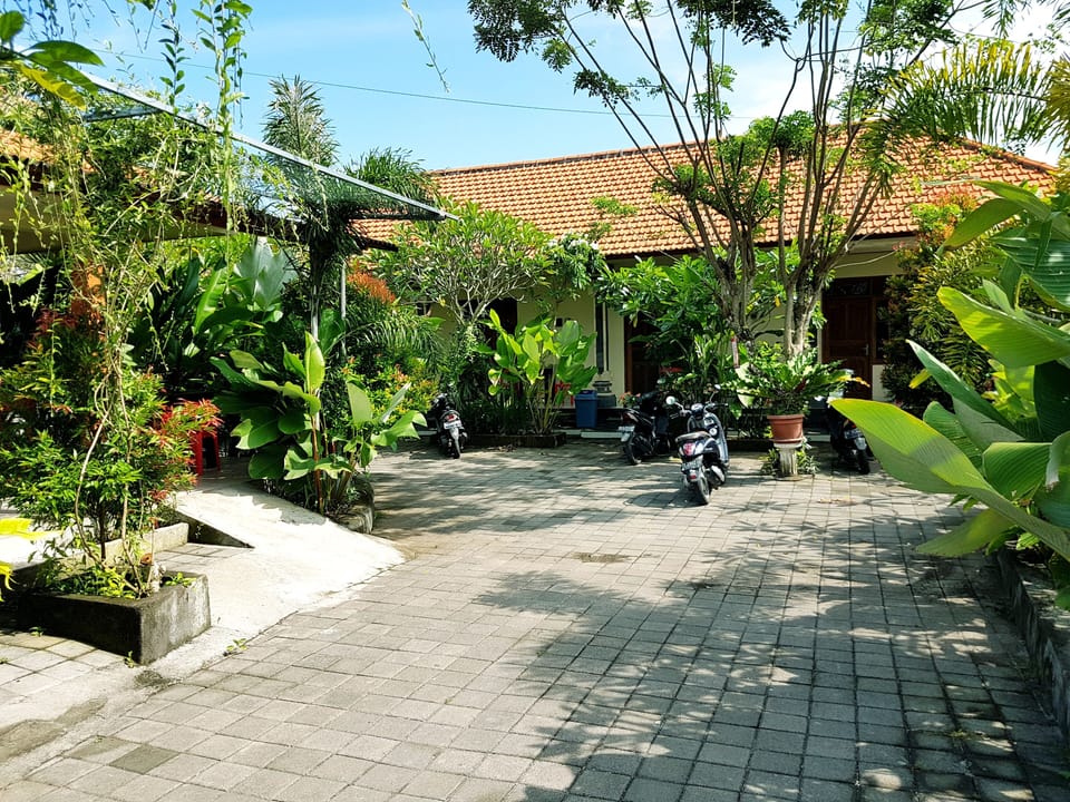 Homestay Near Pandawa Beach Deluxe Room