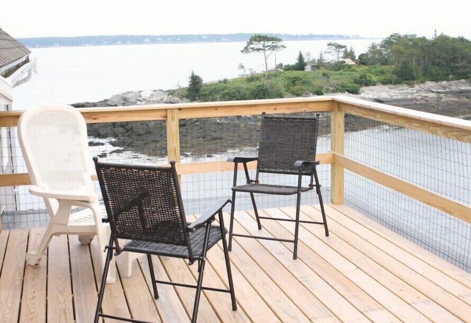 Rooftop deck