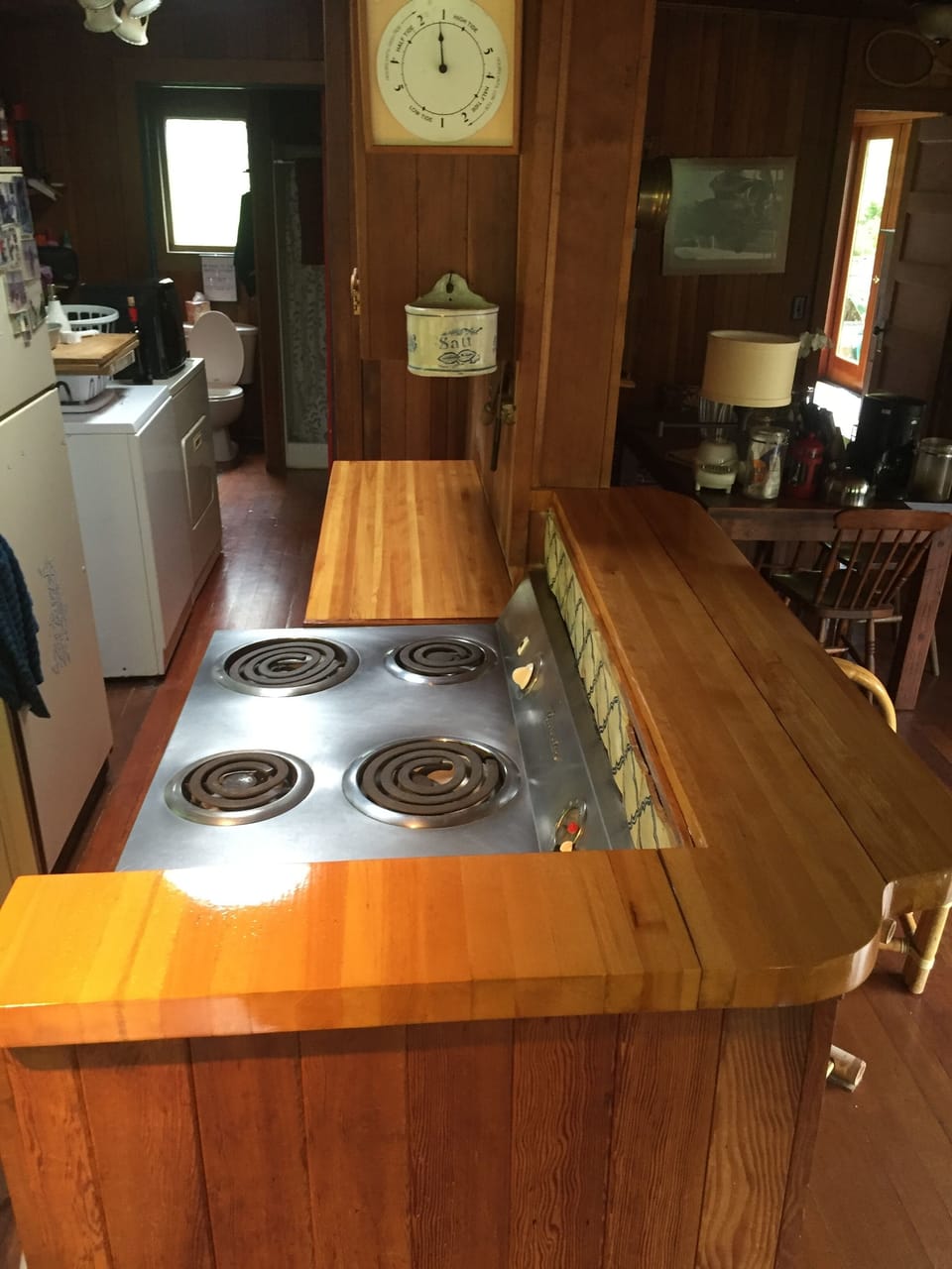 Kitchen and laundry
