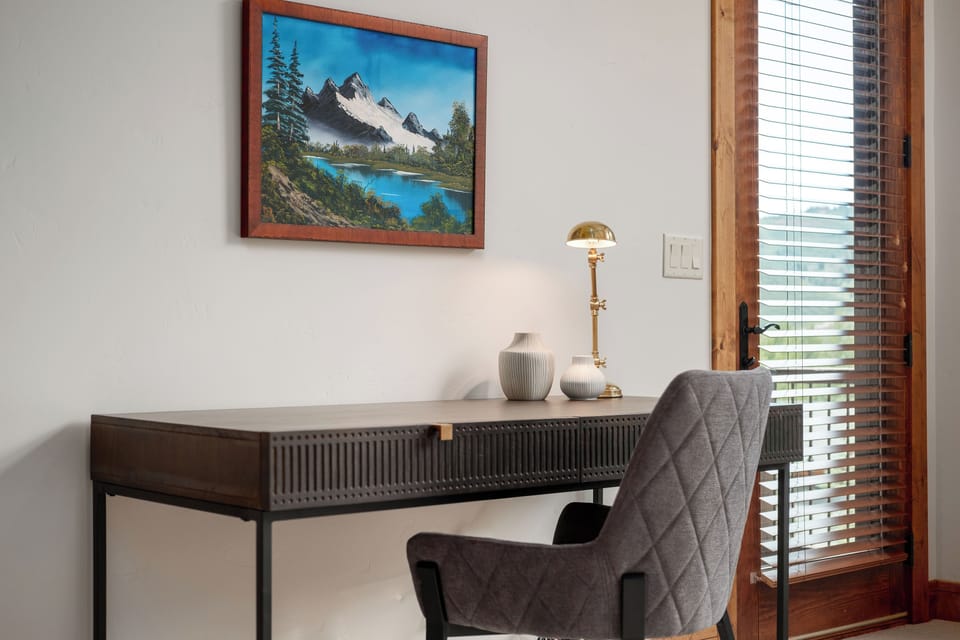 Bedroom 1 │ Master Suite on Main Level