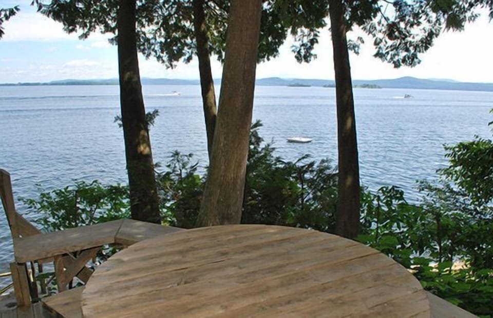 Heron Dance deck view