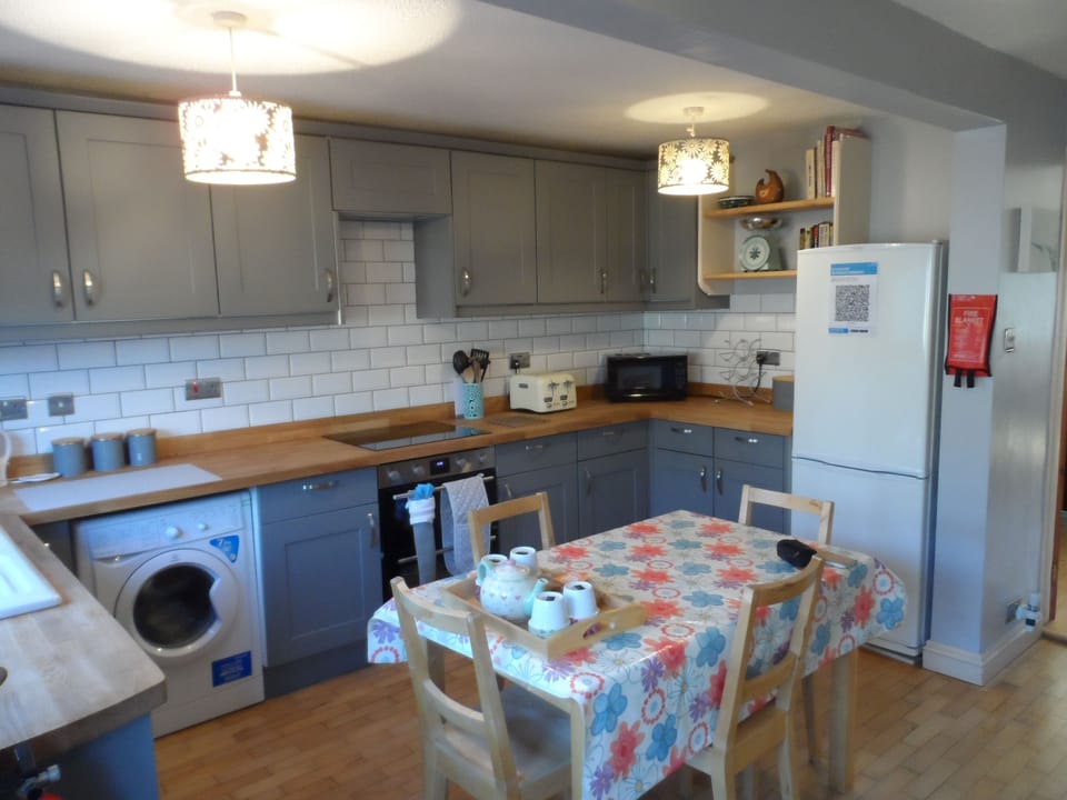 Ground floor:  Well-equipped kitchen and dining area