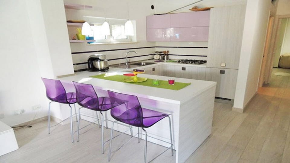 Kitchen side breakfast point guest house apartment located in santa agata massa