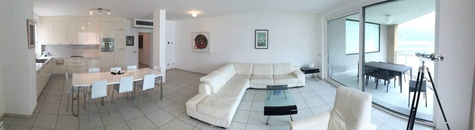 Open plan living, dining and kitchen area