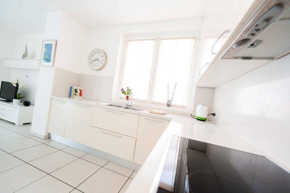 Well equipped kitchen