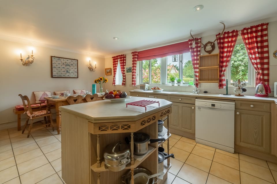 Ground floor: The kitchen with a central island