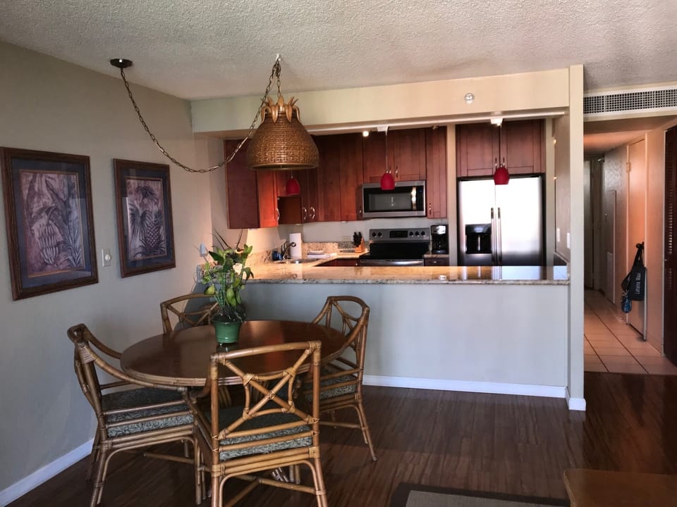 Condo 839