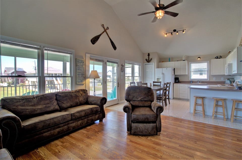 Living Room 3