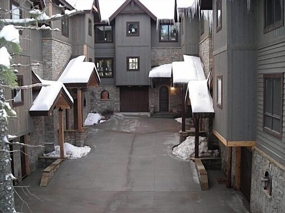 Exterior Winter