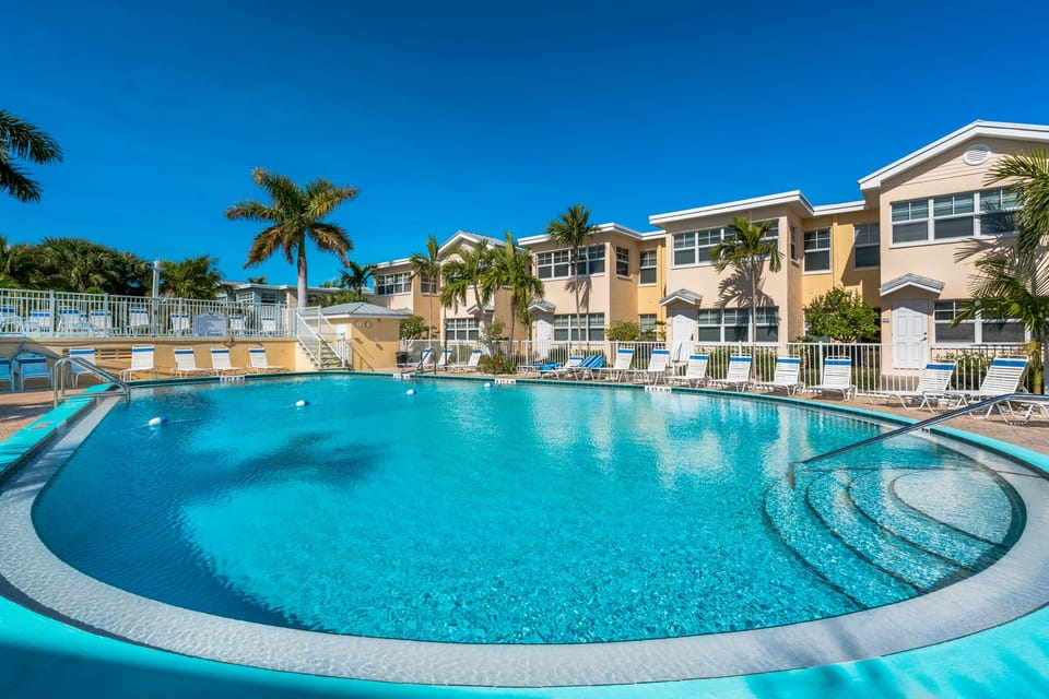 Pool on Intracoastal