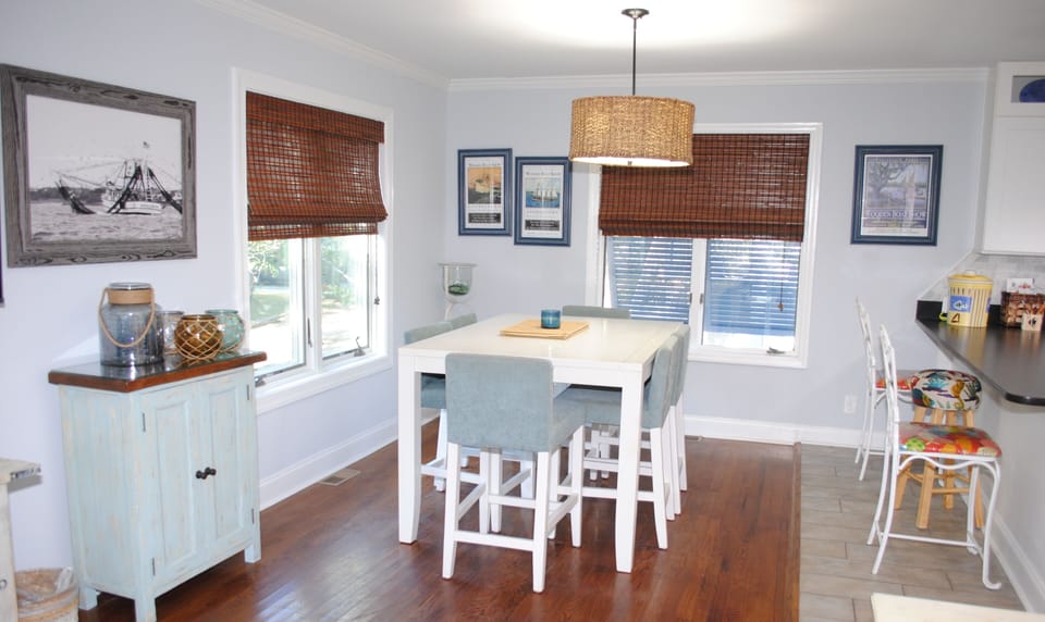 Additional Dining Area