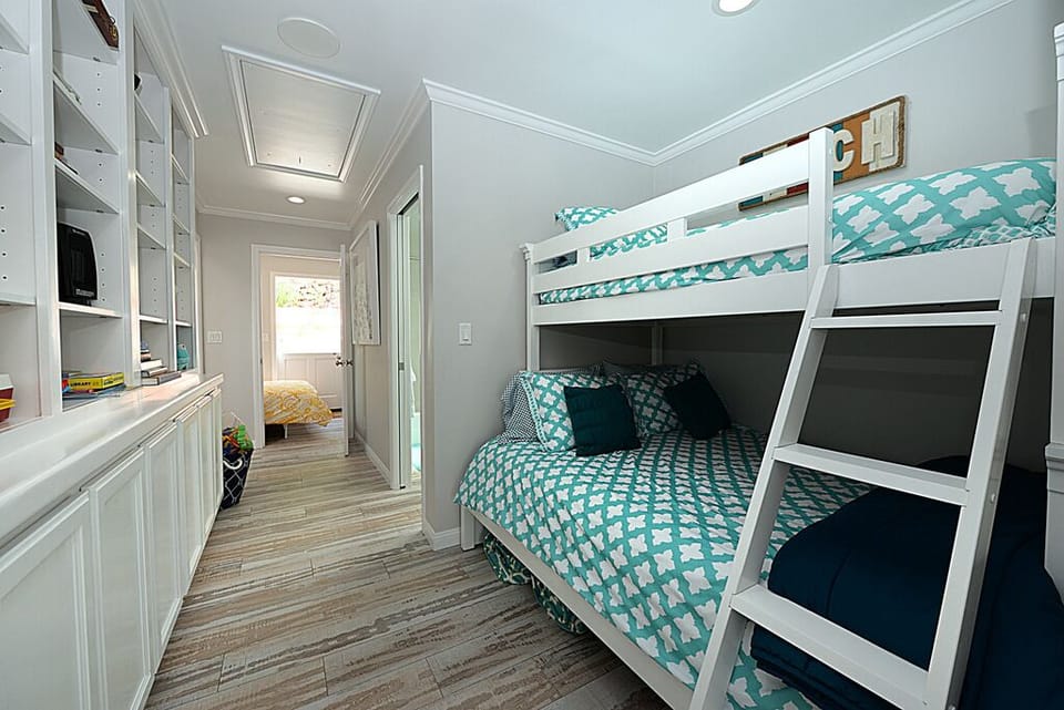 232W - Secondary Bedroom