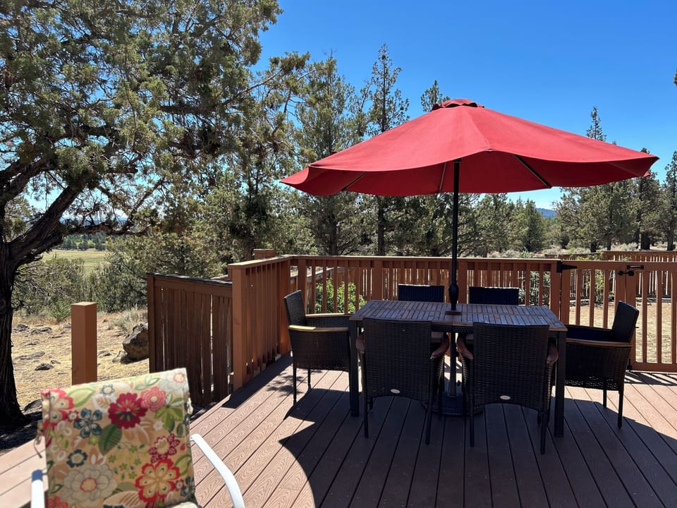 New Outdoor Dining Set on the Deck