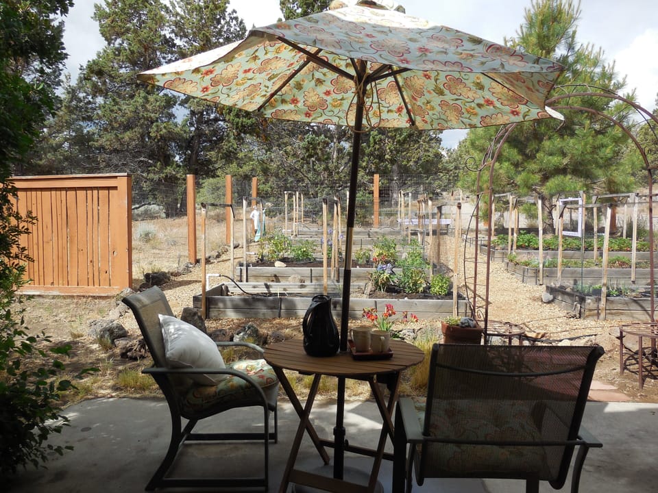 Just outside the MBR is a patio area for morning coffee, afternoon wine, garden!
