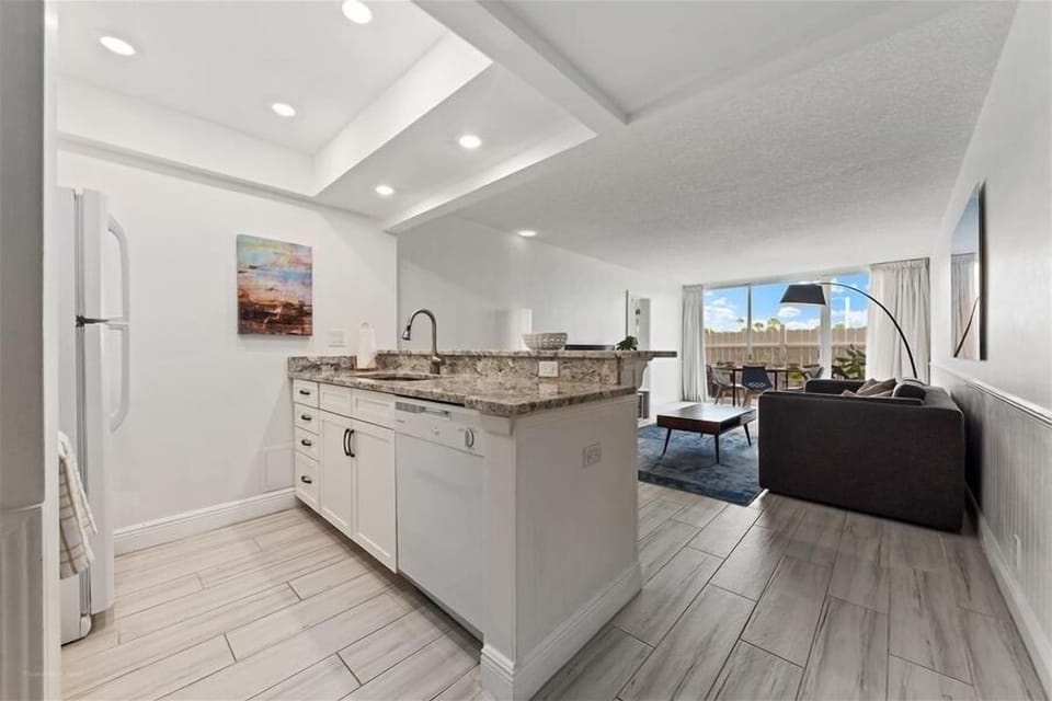 111 Kitchen