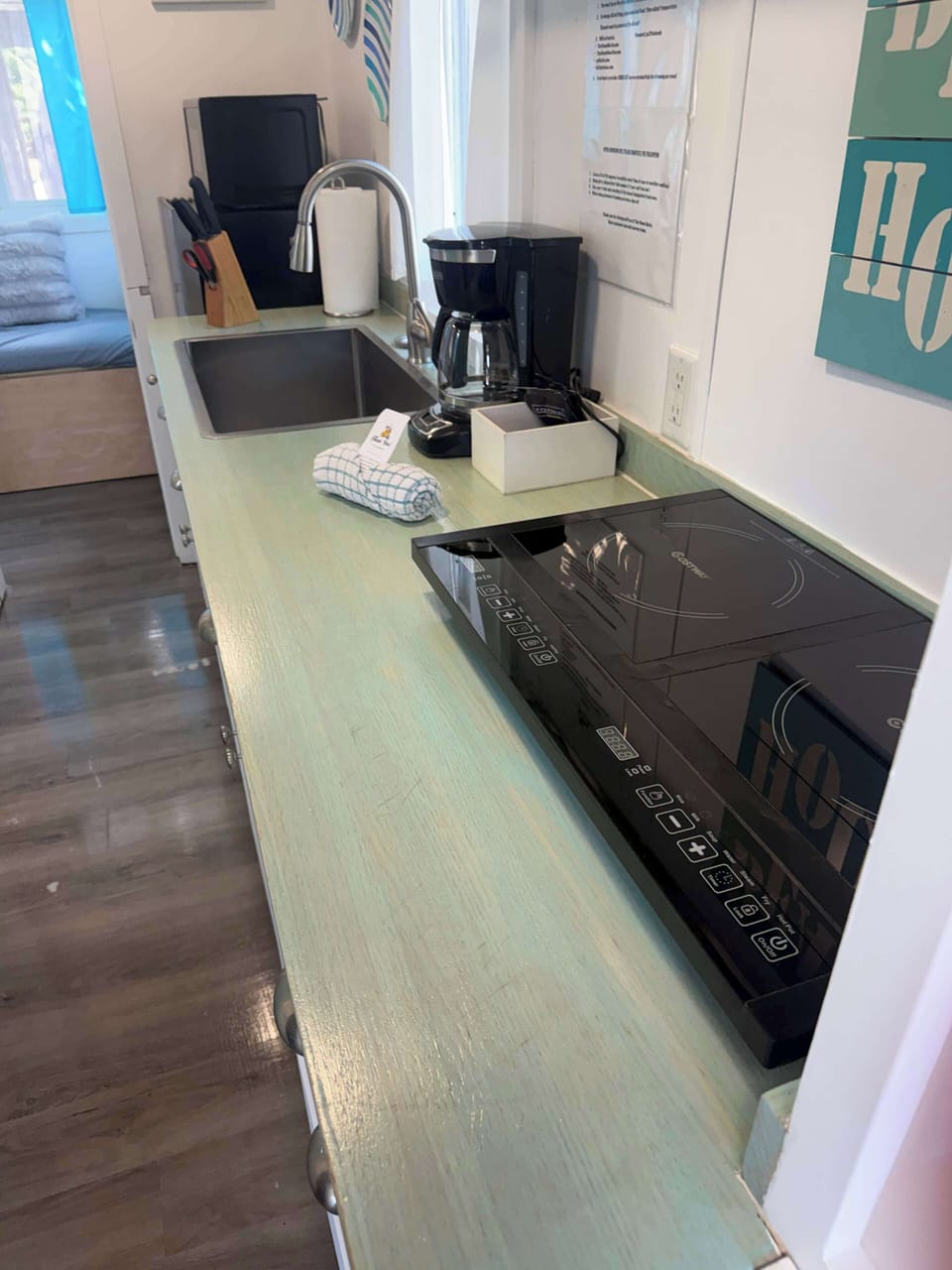 Kitchen area