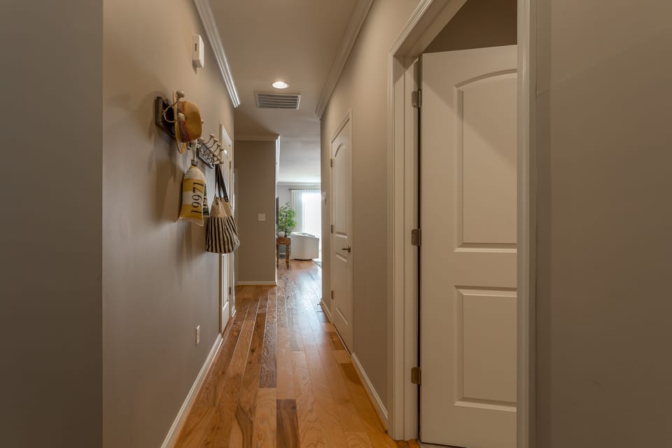 Foyer Area- Washer & Dryer Available