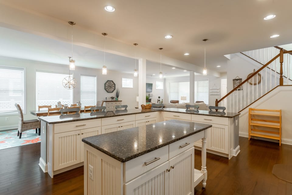 Gorgeous Open Concept