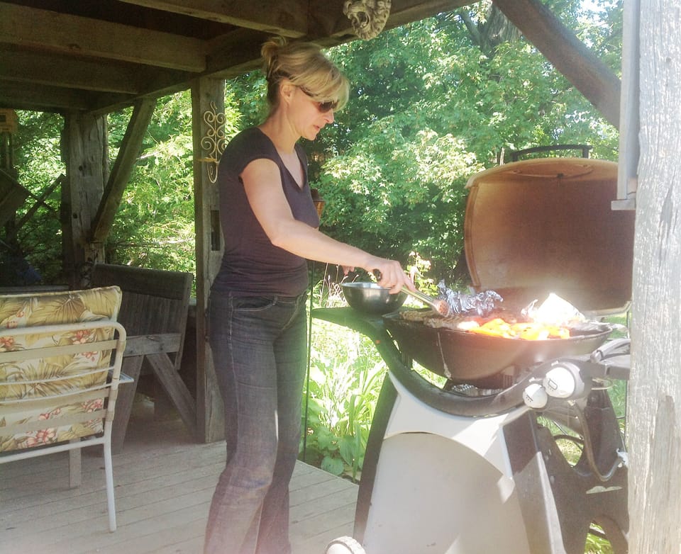 Outdoor Cabana seating for perfect BBQ family dinners
