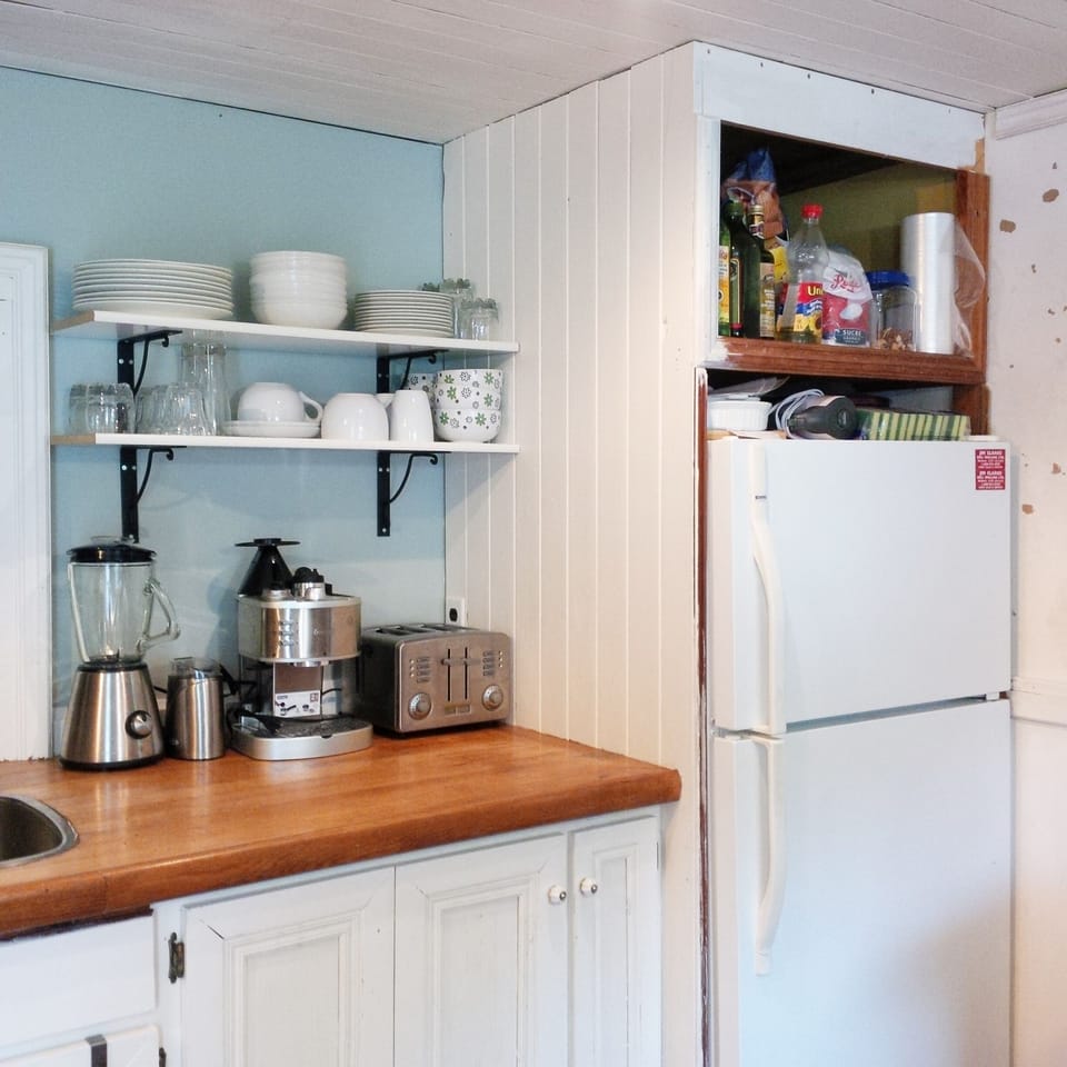 Country-style fully equipped Kitchen