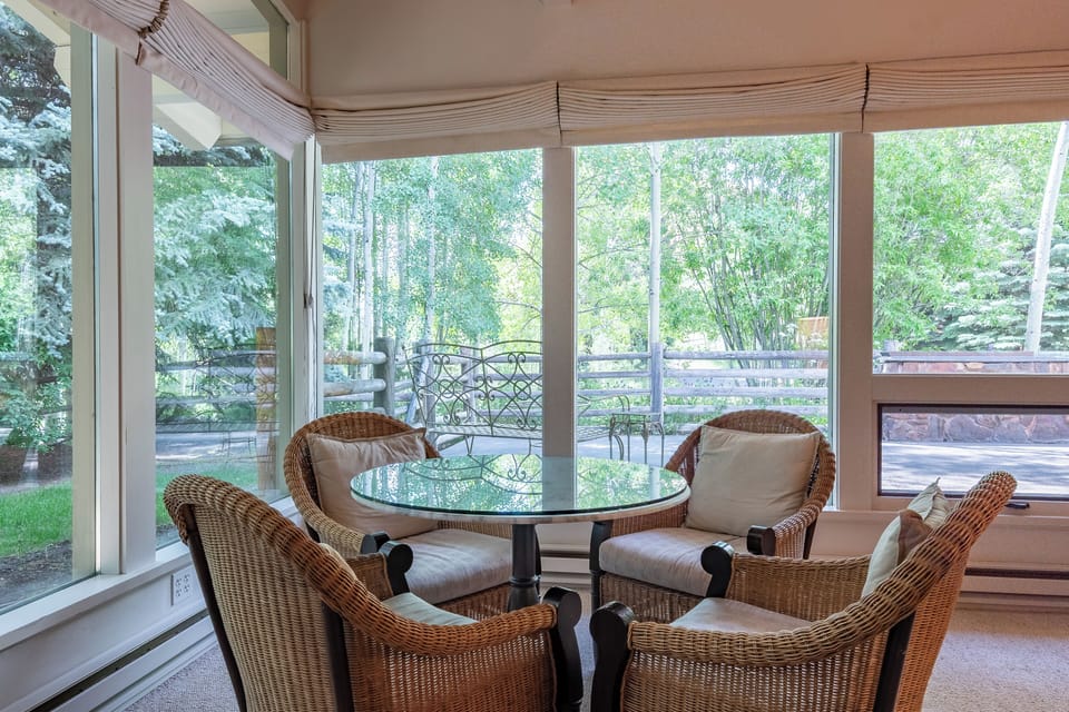 Breakfast Nook