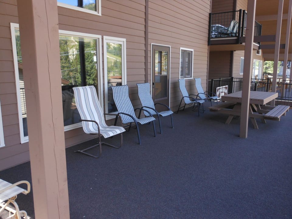 Big deck with a nice view.